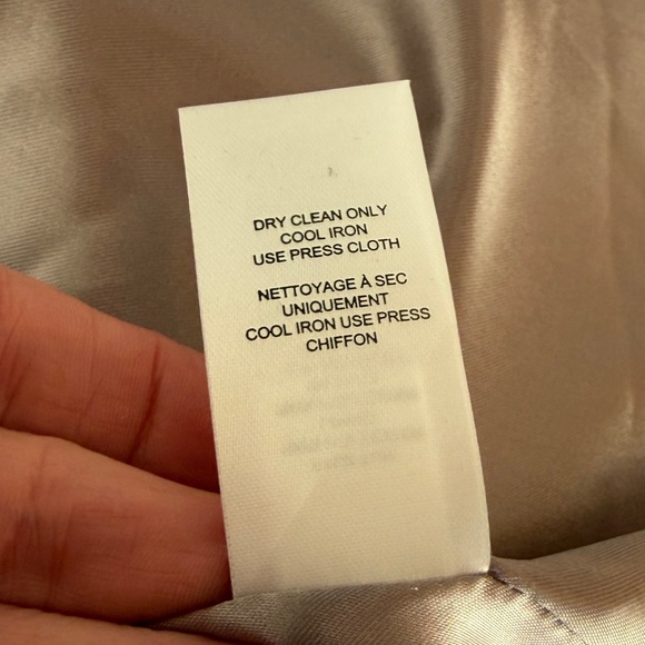 NWT Elie Tahari Grey Faux Fur Hooded Coat Cozy Chic Winter Jacket Size Medium - Picture 16 of 16